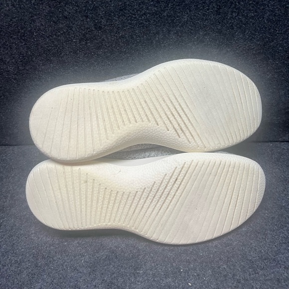 Allbirds Wool Runners - Light Gray - Women’s Size 7 - Picture 7 of 8